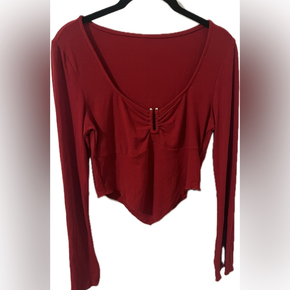 Avanova Long Sleeve Maroon Red Crop Top size medium.